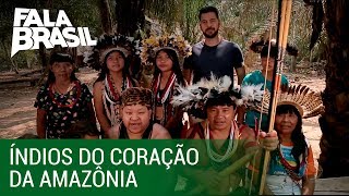 Aldeia indígena da Amazônia recebe turistas e mostra seus costumes [upl. by Anaert760]